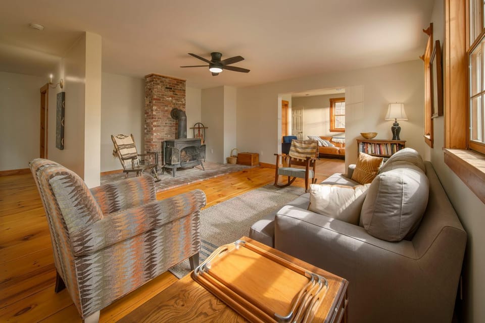 Mtn Views: Colonial Home on Kingdom Trails! House in East Burke