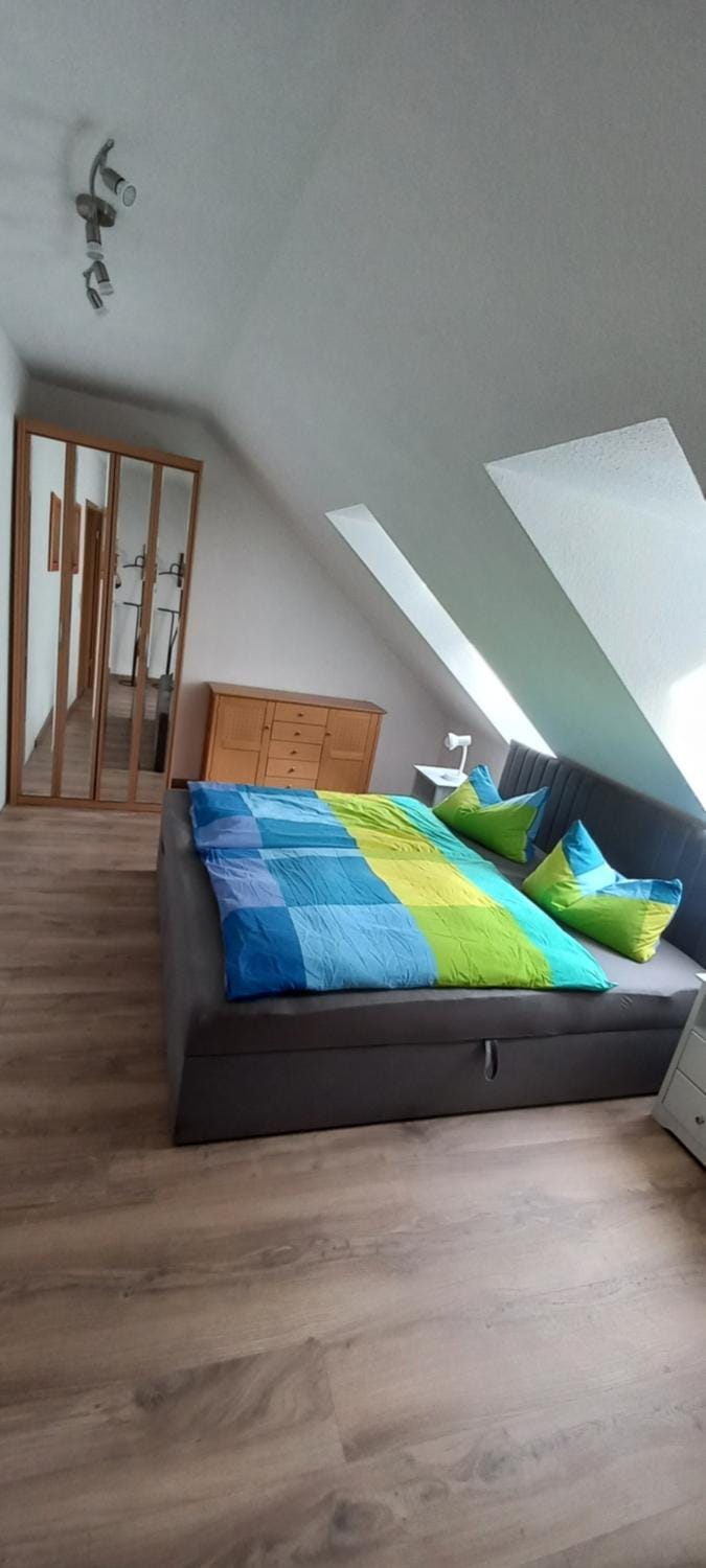 Bed, Bedroom