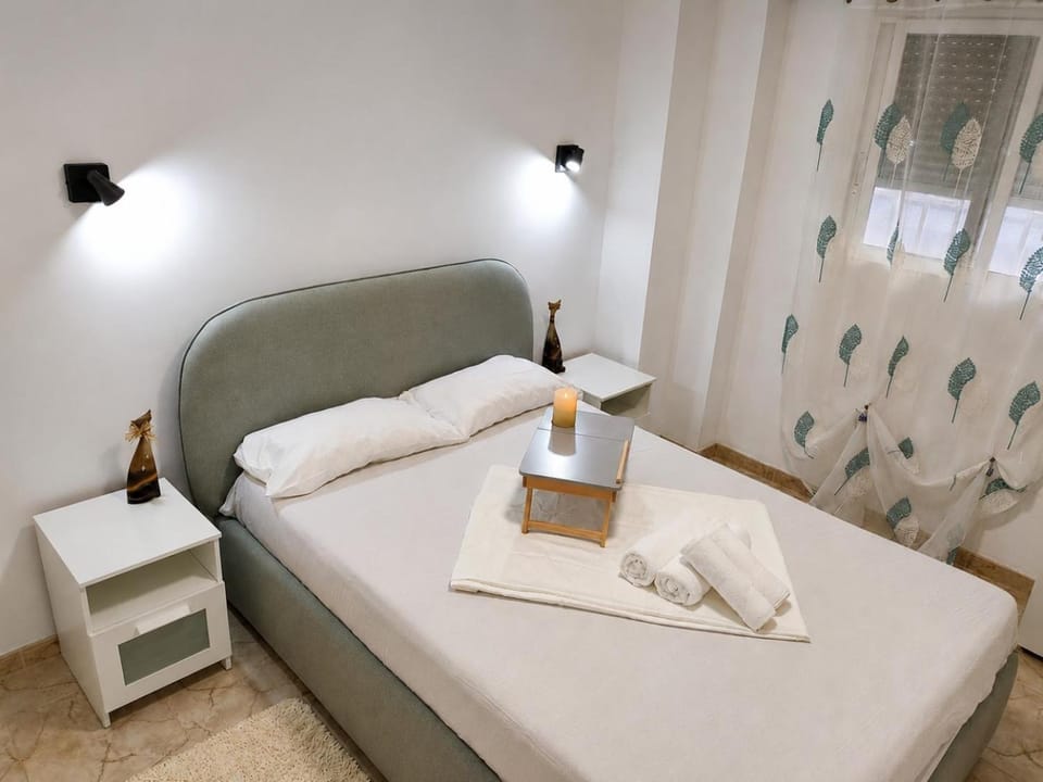 Bed, Bedroom, towels, wardrobe, air conditioner