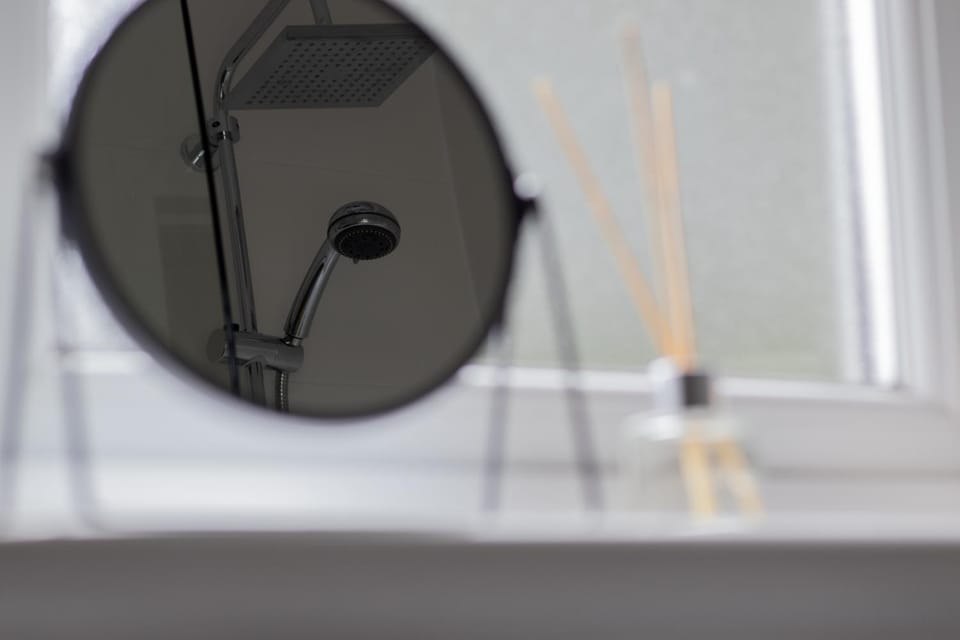 1 bed apartment central Hamilton free wifi with great transport links to Glasgow Apartment in Hamilton