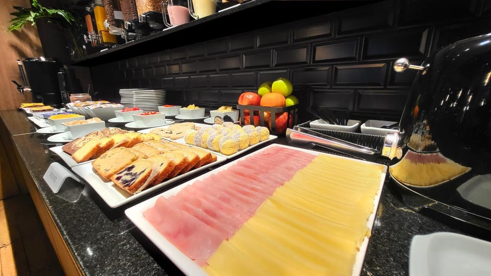 Buffet breakfast