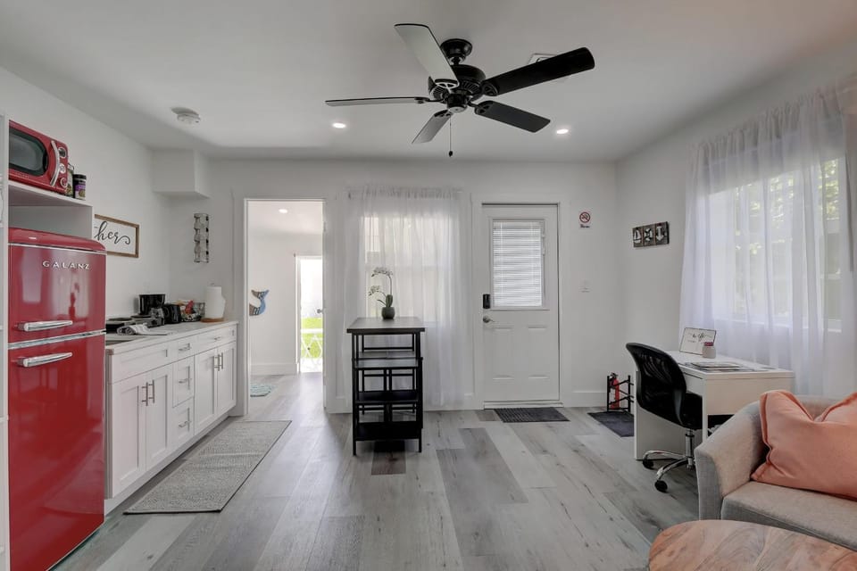 Three Rental Units In This Bonita Springs Compound House in Bonita Springs