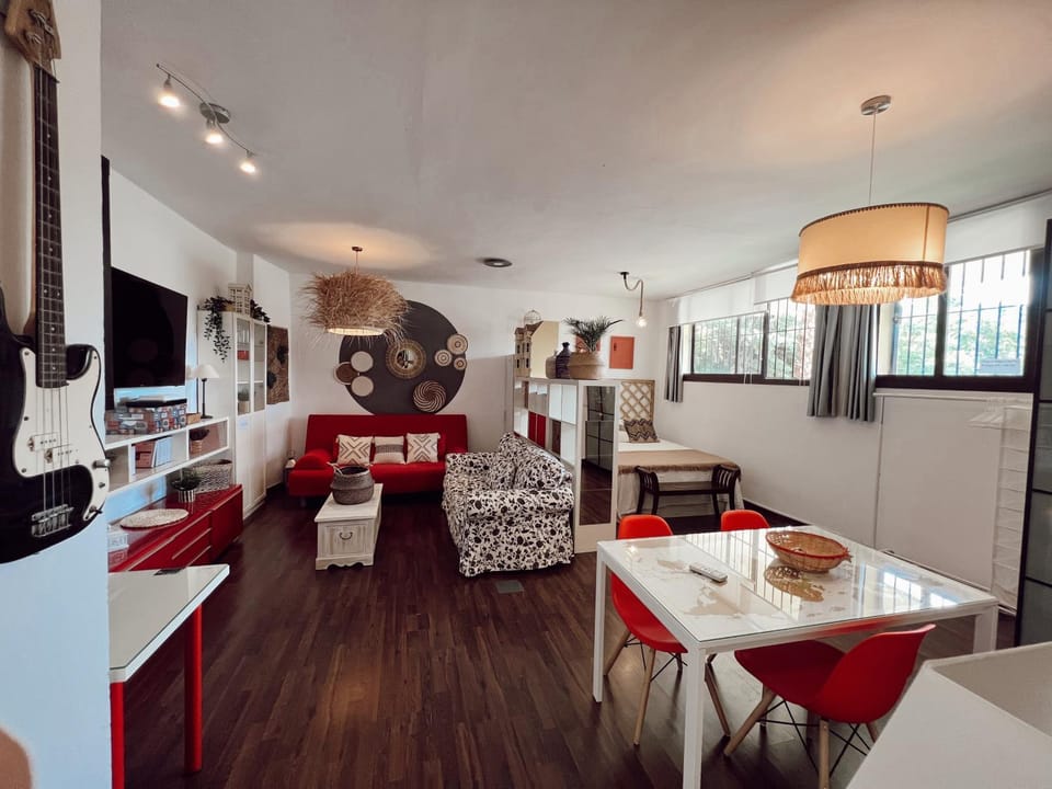 Lovely Suite Miramar Apartment in Malaga