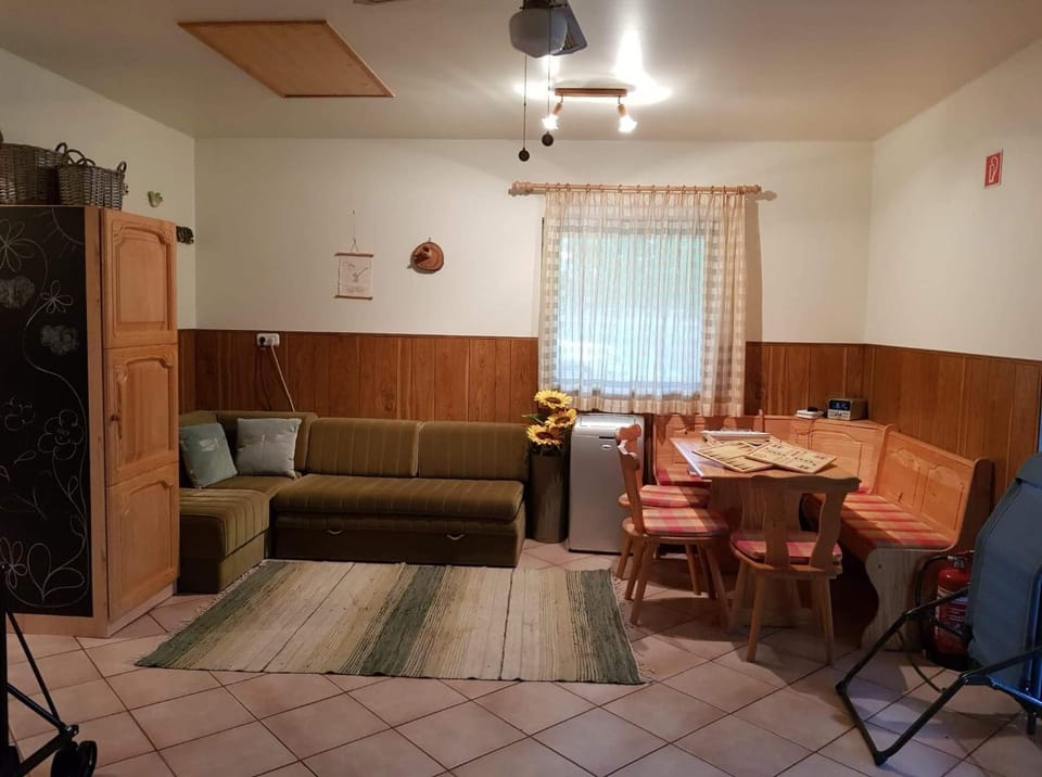 ZöldPortál Vendégház Tiszanána -Dinnyéshát Apartment in Hungary
