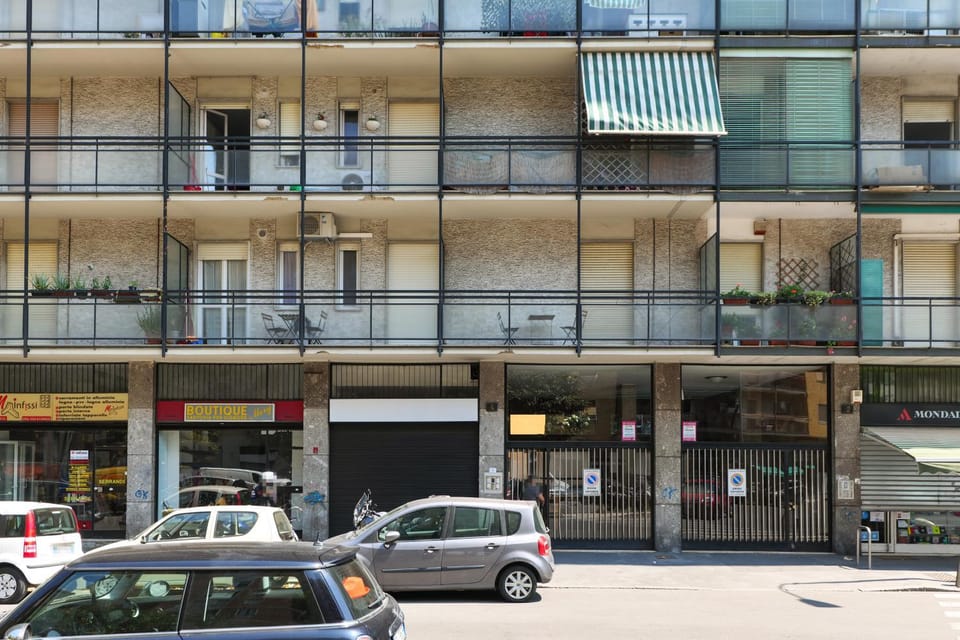 Property building, Neighbourhood, Street view