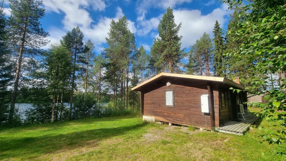 Blockhaus am See House in Norrbotten County, Sweden