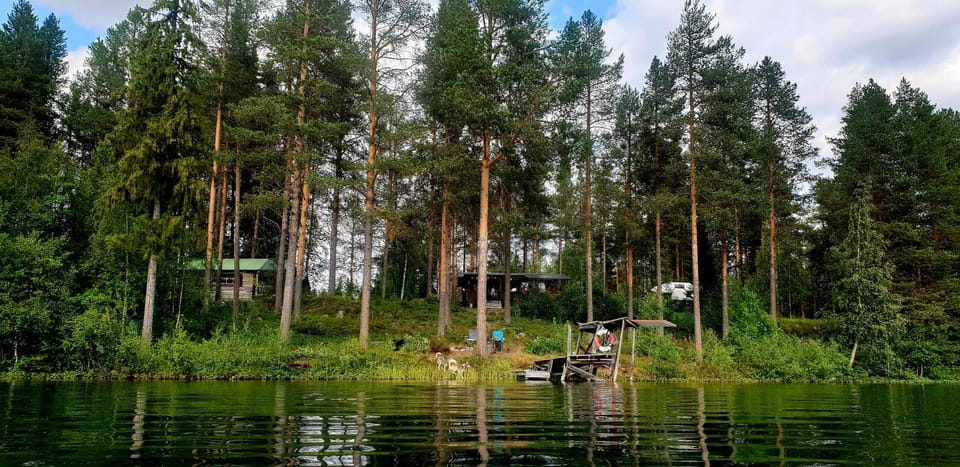 Blockhaus am See House in Norrbotten County, Sweden