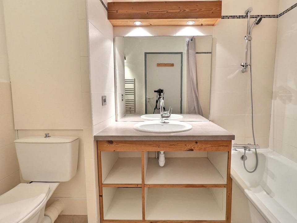 Appartement confortable 2 pièces, skis aux pieds, proche commerces - FR-1-182A-3 Apartment in Les Allues