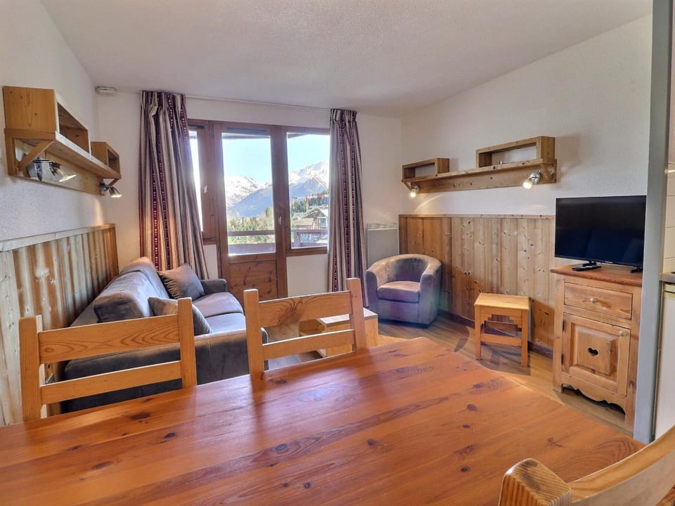 Confortable 2 Pièces, Skis aux Pieds, Proche Commerces - FR-1-182A-21 Apartment in Les Allues