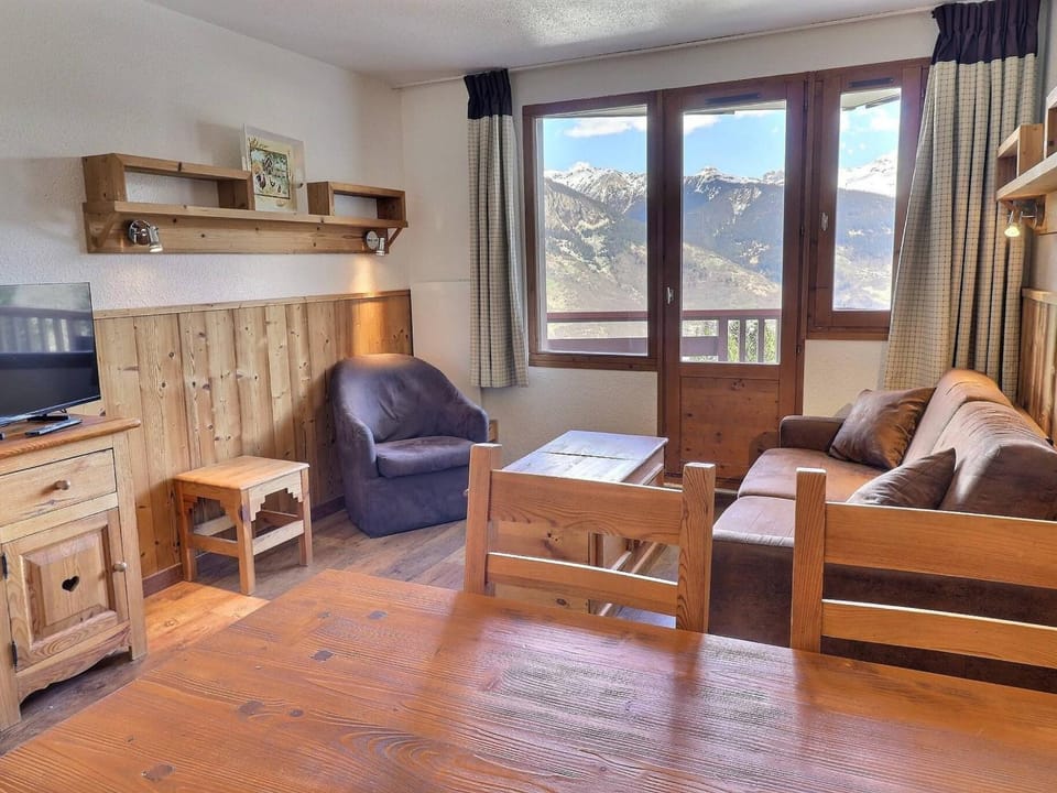 Confortable 2 pièces, skis aux pieds, proche commerces - FR-1-182A-15 Apartment in Les Allues