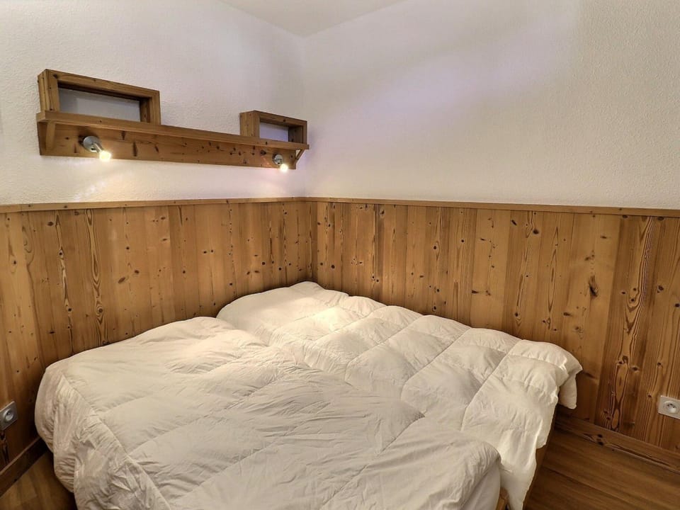 Confortable 2 Pièces, Skis aux Pieds, Proche Commerces - FR-1-182A-31 Apartment in Les Allues