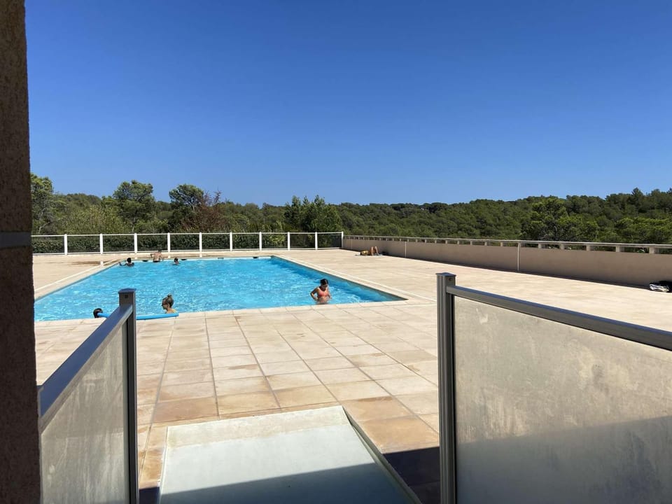 Appartement 2 pièces avec terrasse et parking à Roquebrune-sur-Argens - FR-1-226A-138 Apartment in Roquebrune-sur-Argens