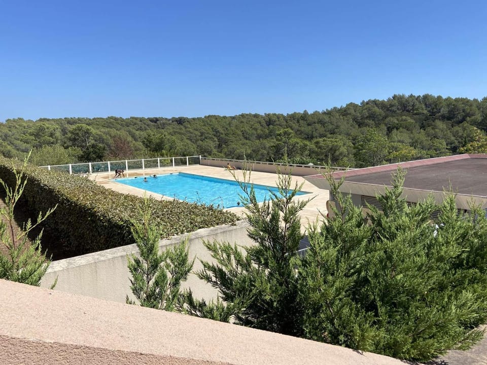 Appartement 2 pièces avec terrasse et parking à Roquebrune-sur-Argens - FR-1-226A-138 Apartment in Roquebrune-sur-Argens