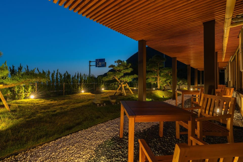 Night, Garden, View (from property/room), Garden view