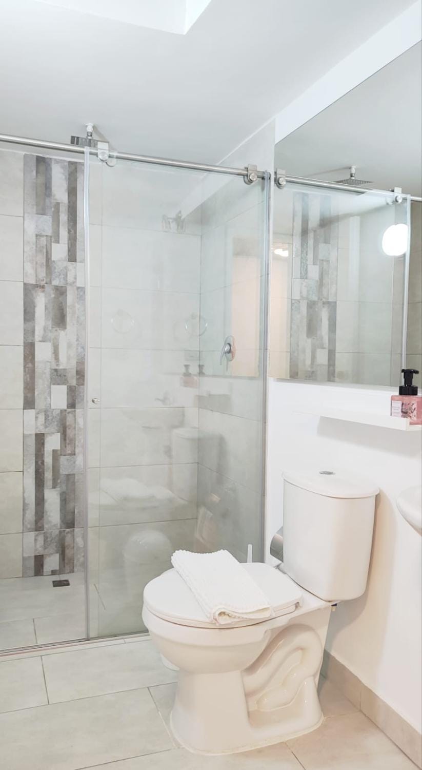 Suite Privada Baño & Balcón - Bogotá Norte - Fast WiFi 1 Vacation rental in Bogota