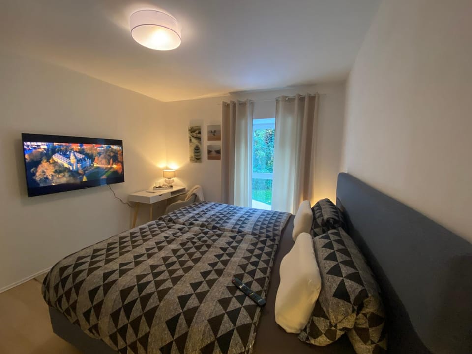 SLEEP WELL Apartments DETMOLD - Tempur Beds- NEU - Top Lage - Free parking - WIFI Apartment in Detmold