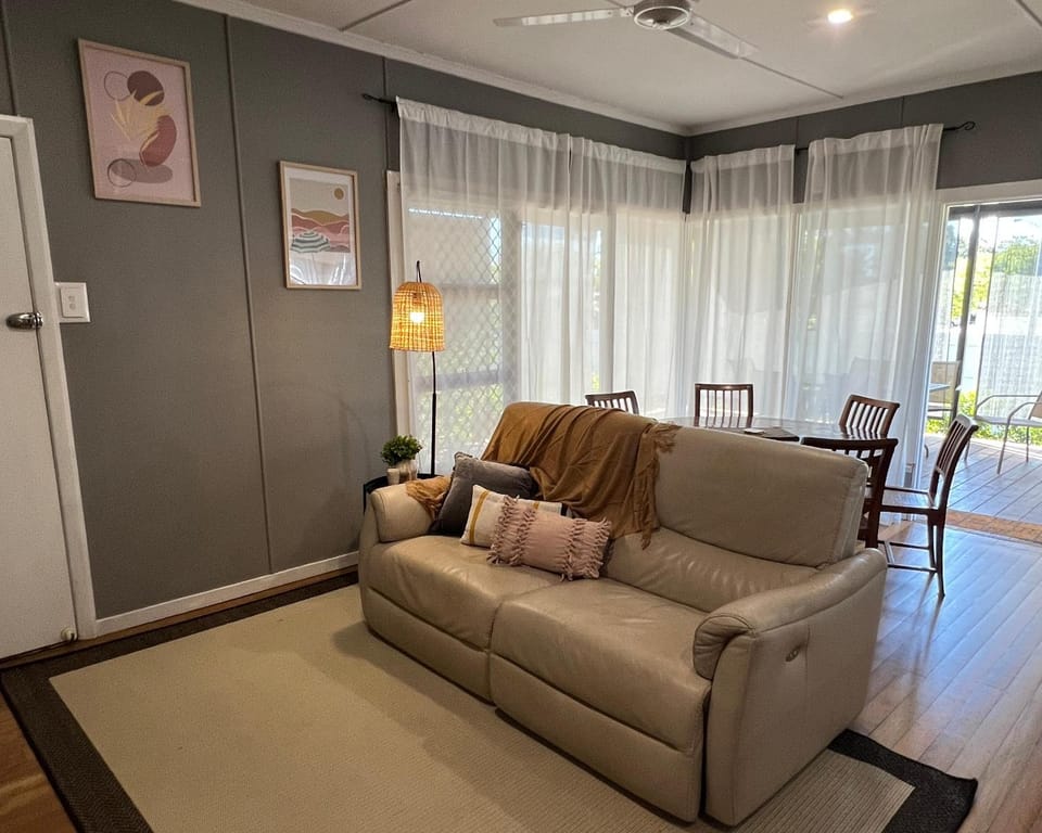 Mooney St Manor Apartment in Queensland