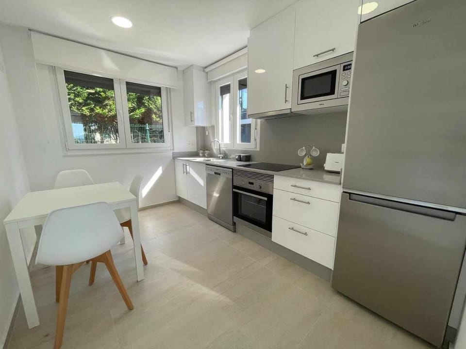 Kitchen or kitchenette, dishwasher, minibar, pet friendly, toaster