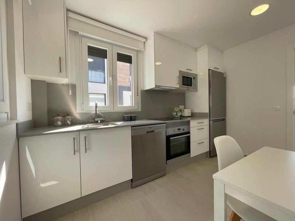 Kitchen or kitchenette, dishwasher, minibar, pet friendly, toaster