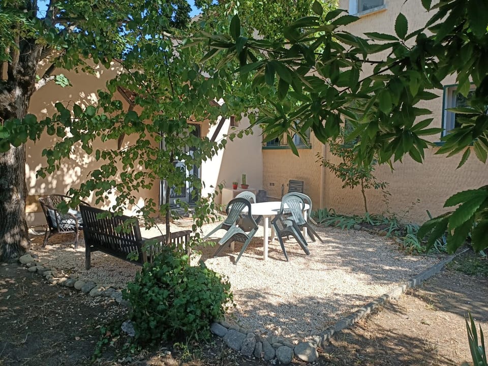 location saisonnière curiste Apartment in Occitanie