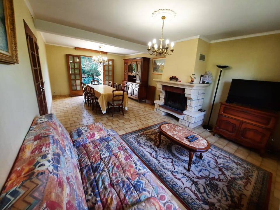 Touques maison 5mn de la mer pour 10 personnes House in Trouville-sur-Mer