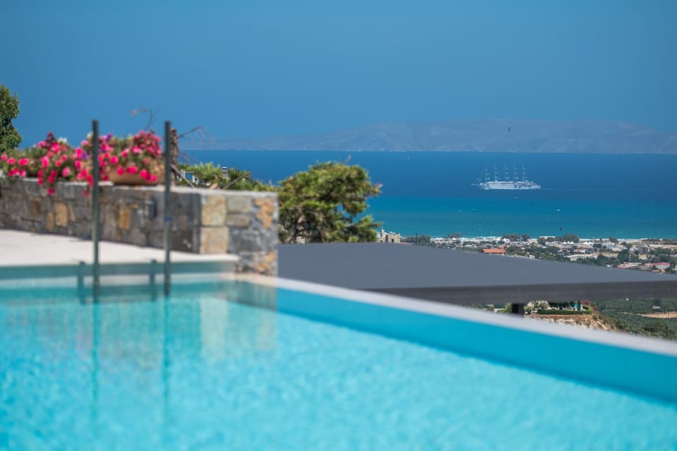 Garden, View (from property/room), Sea view, Swimming pool