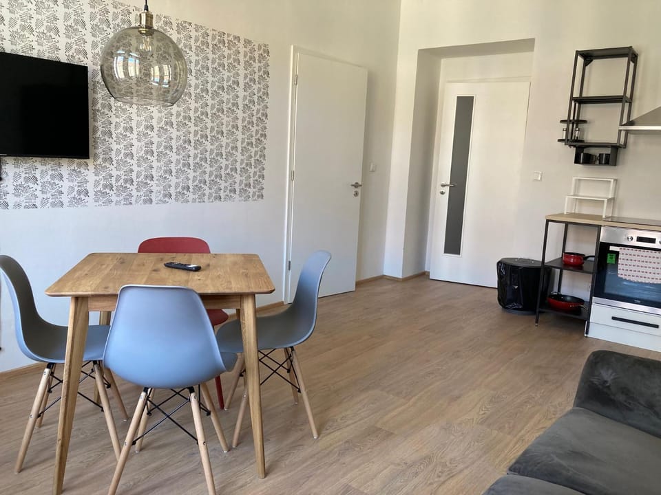 TV and multimedia, Living room, Seating area, Dining area, minibar