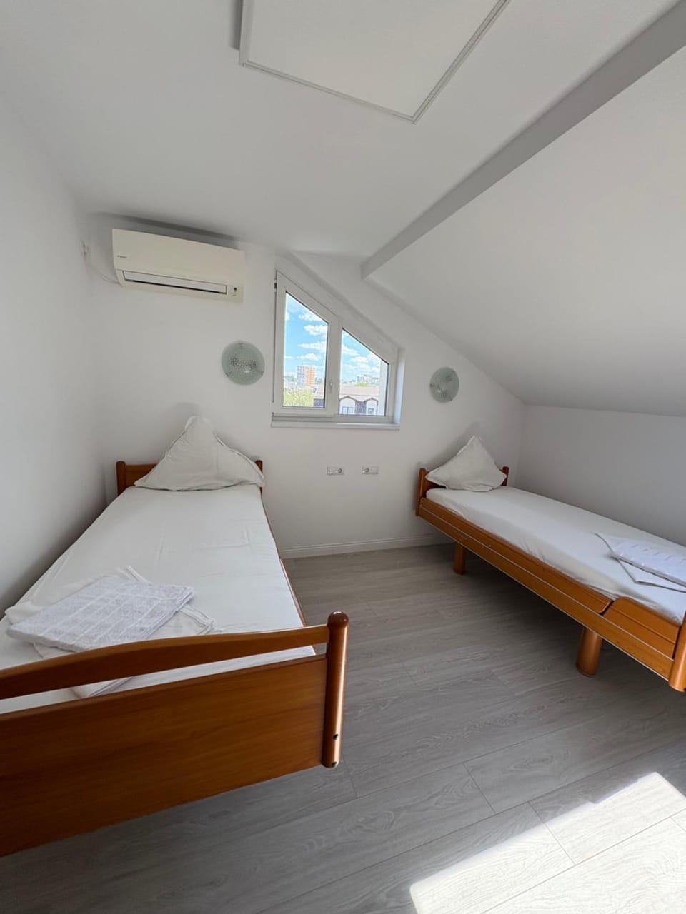 Pensiunea Elias Bed and Breakfast in Cluj-Napoca