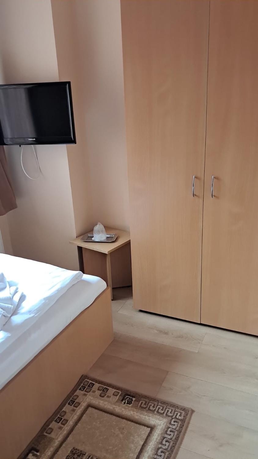 Pensiunea Elias Bed and Breakfast in Cluj-Napoca