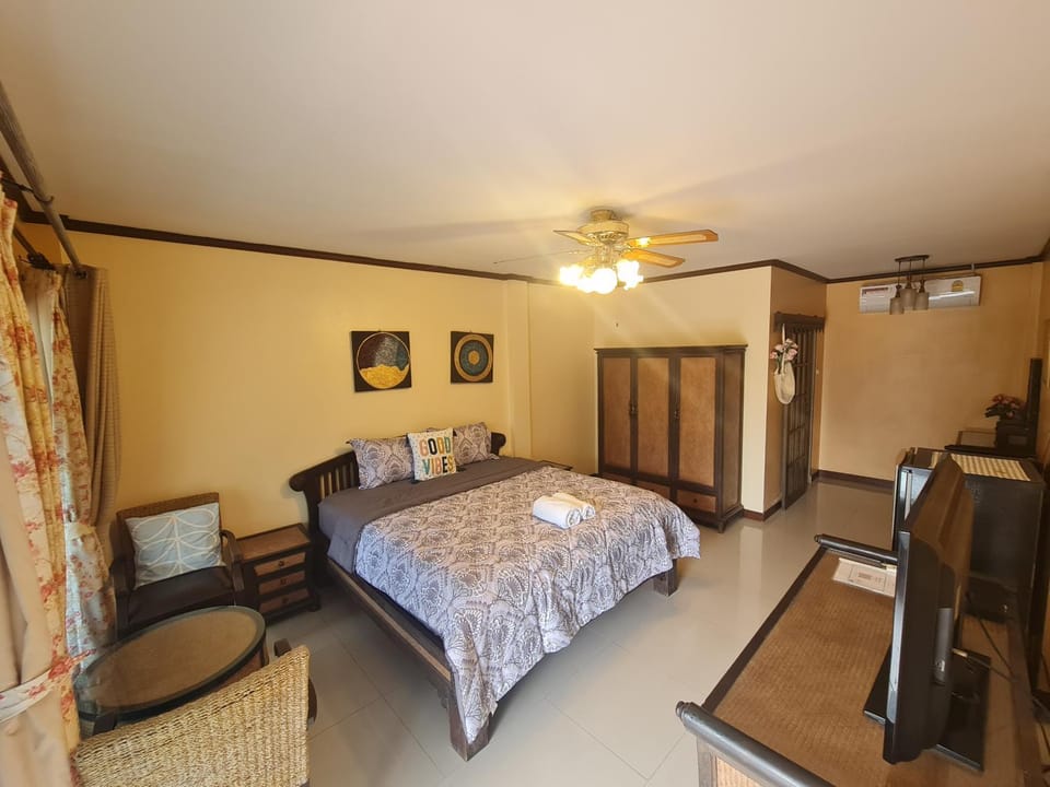 Willkris Resort วิลล์คริส รีสอร์ท Hotel in Chon Buri Changwat