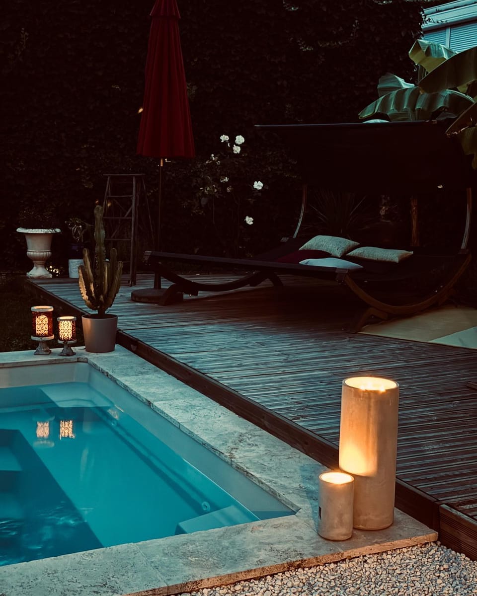 Property building, Swimming pool