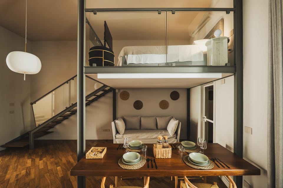 Photo of the whole room, Dining area, Bedroom