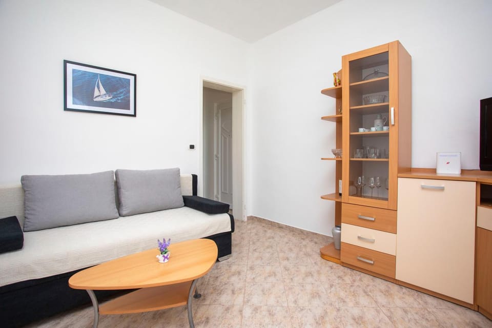 Apartman Lidija Koromačno Apartment in Istria County