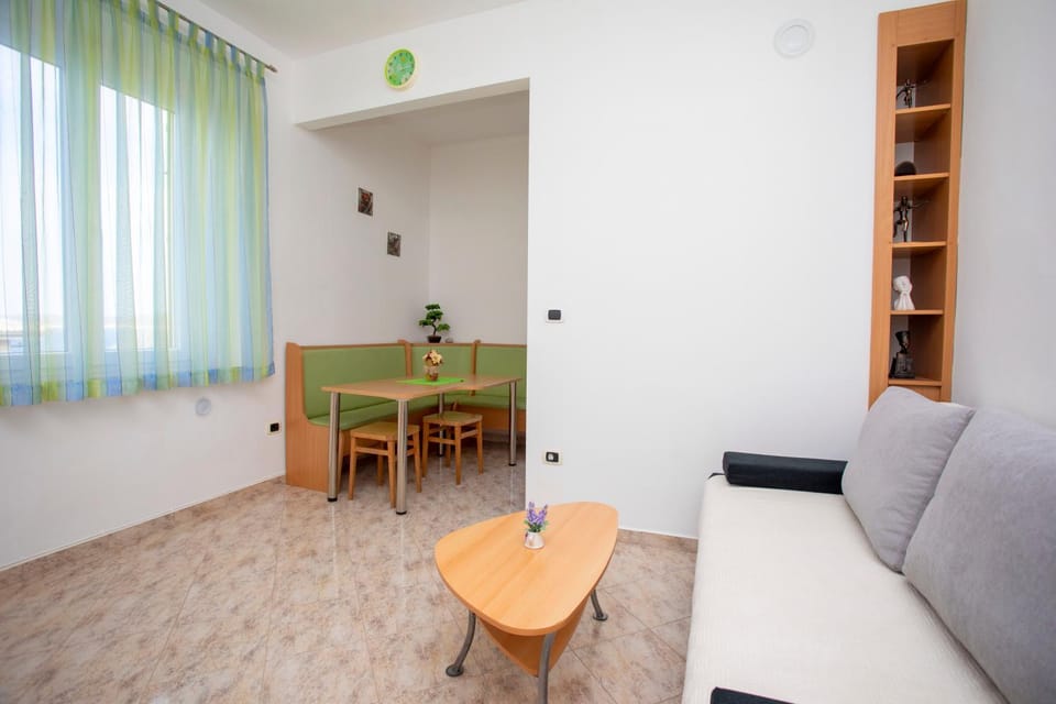 Apartman Lidija Koromačno Apartment in Istria County