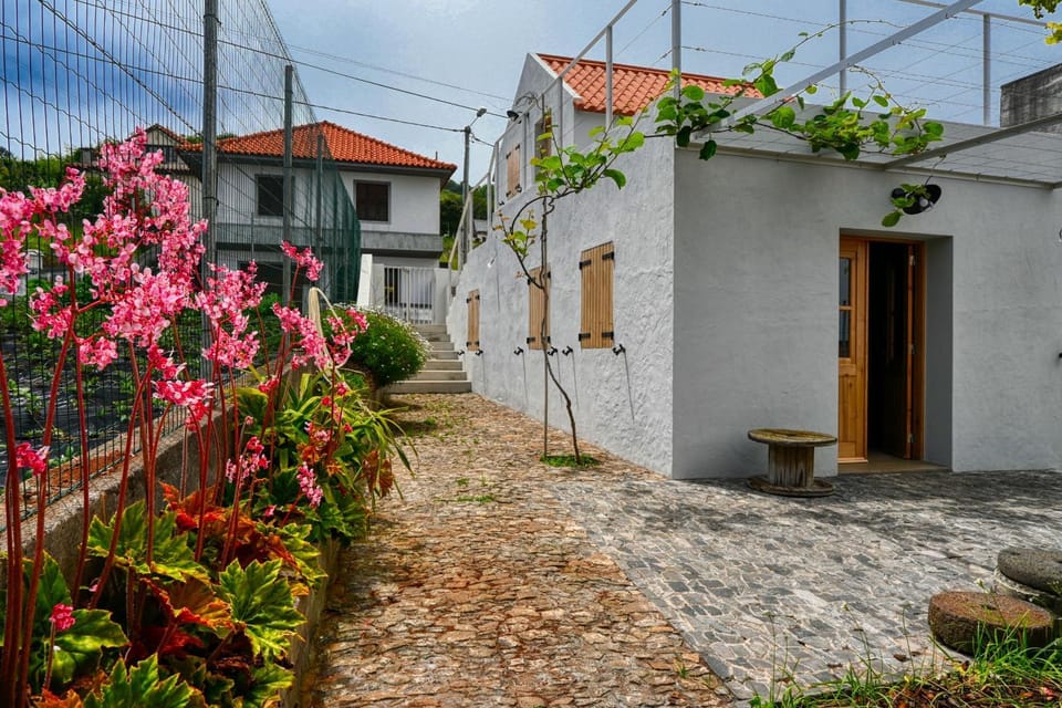 Property building, Facade/entrance, Off site
