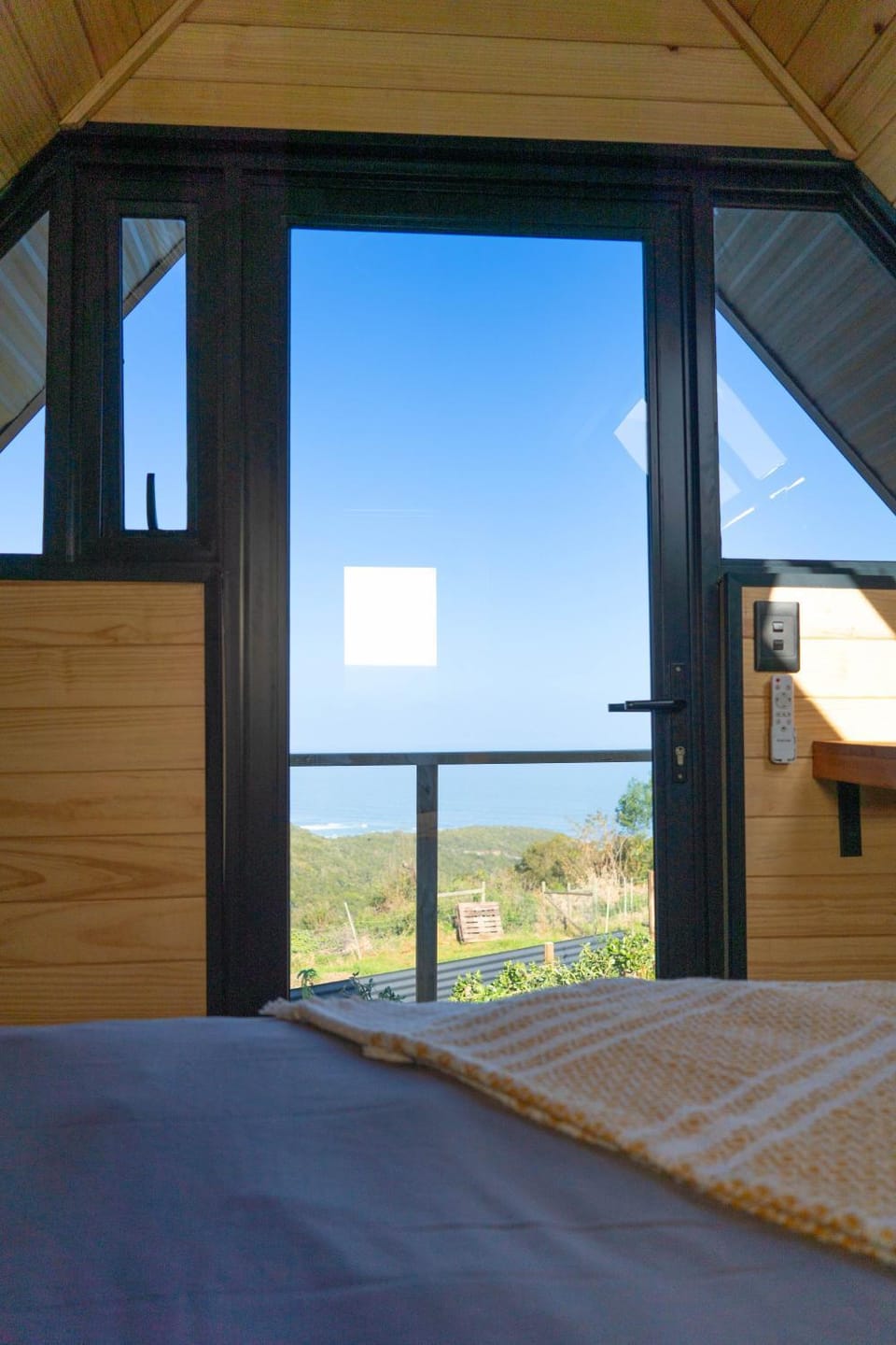 Bed, Day, Natural landscape, View (from property/room), Balcony/Terrace, Photo of the whole room, Bedroom, Mountain view