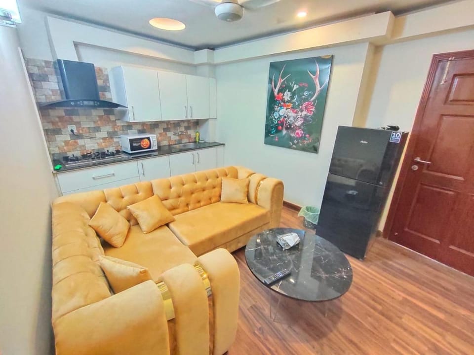 Stunning and Peaceful 1BHK,Free Parking + WIFI Apartment in Islamabad