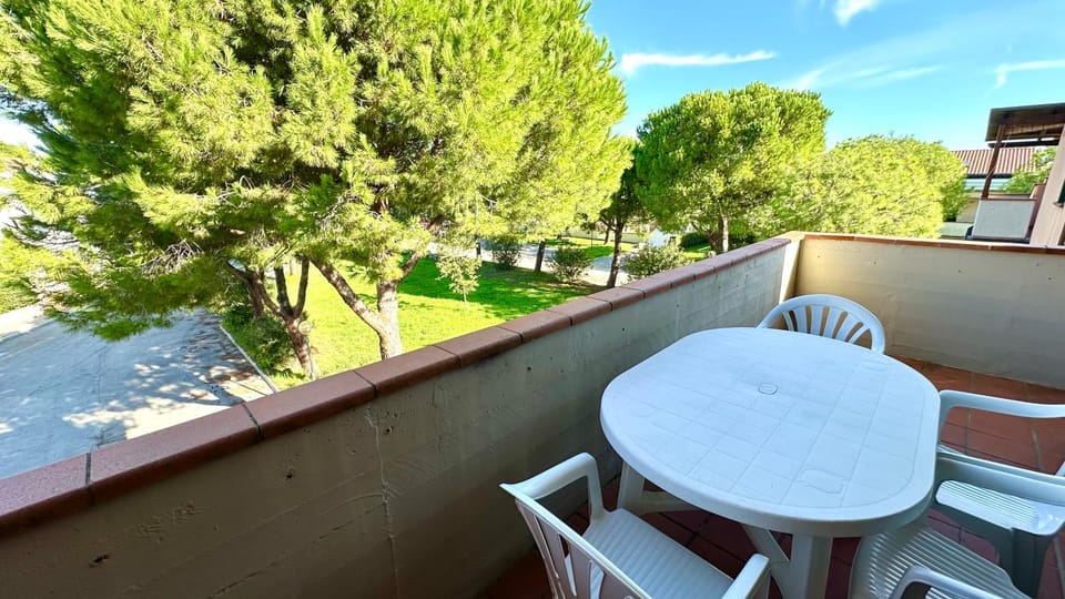 M328 - Marcelli, bilocale con vista mare Apartment in Marcelli
