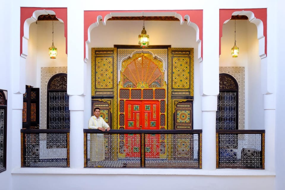 Patio, Decorative detail, Seating area