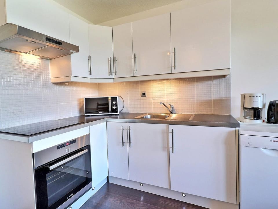 2 Pièces Confortables, Skis aux Pieds, Proche Commerces, 4 Pers - FR-1-182A-5 Apartment in Les Allues