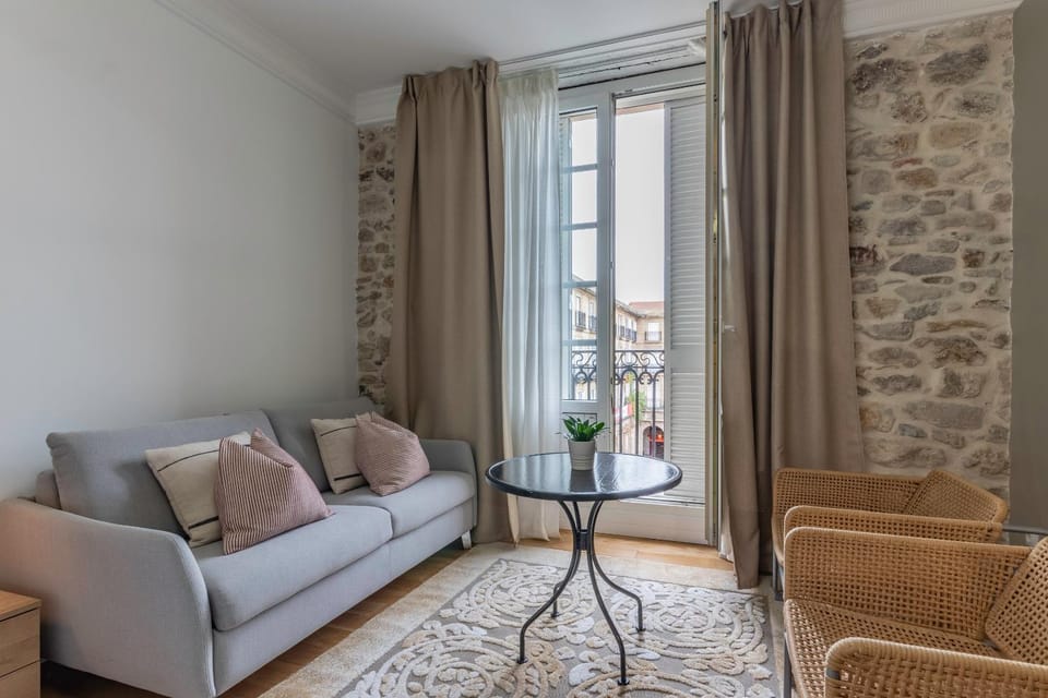 Balcony/Terrace, Living room