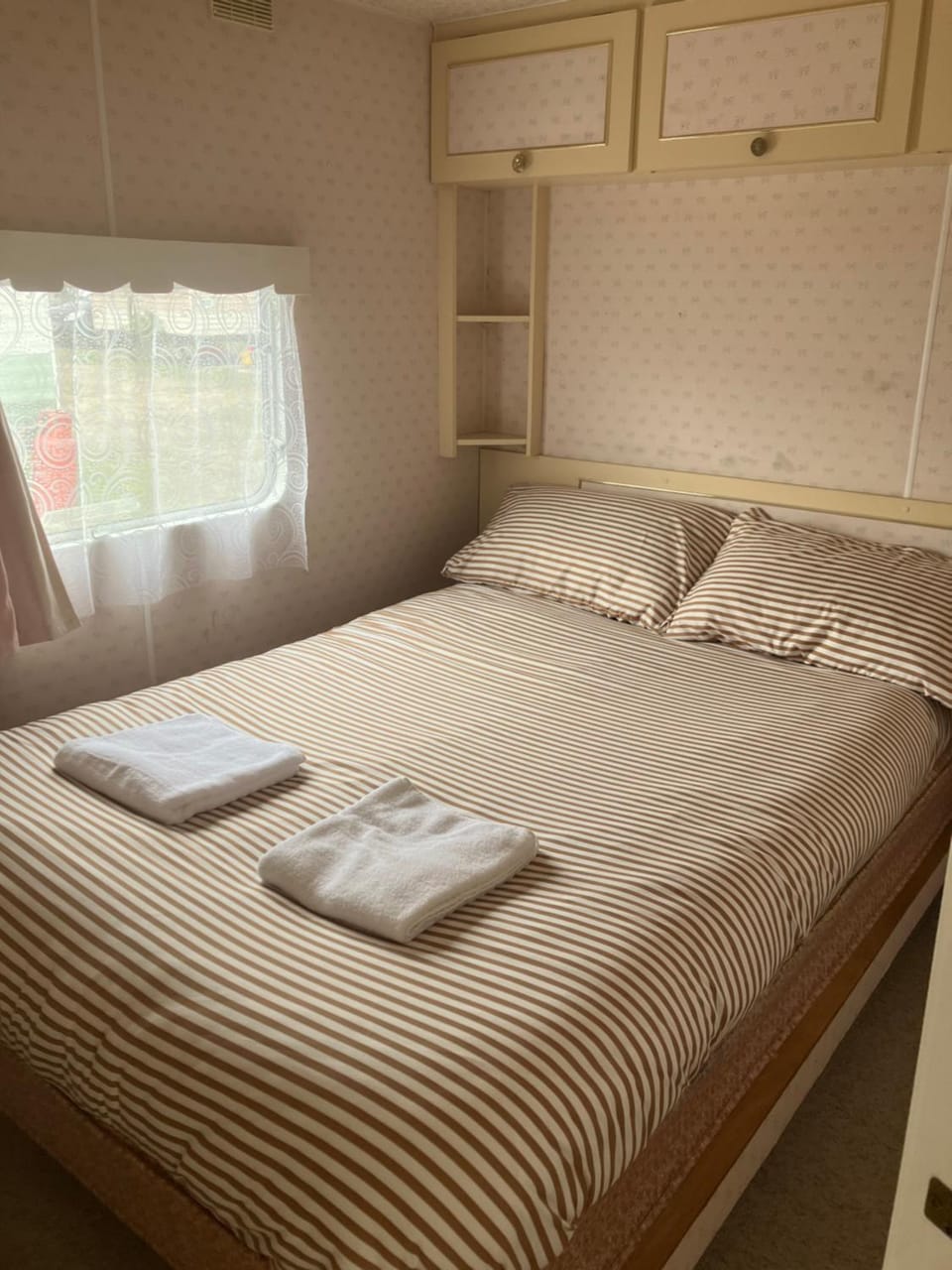 Hollie’s Hemsby holidays - static caravan Apartment in Hemsby