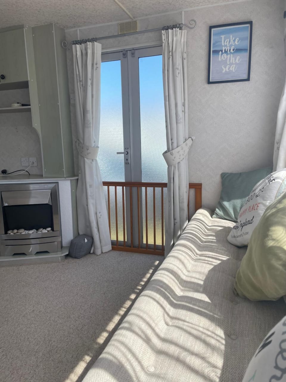 Hollie’s Hemsby holidays - static caravan Apartment in Hemsby