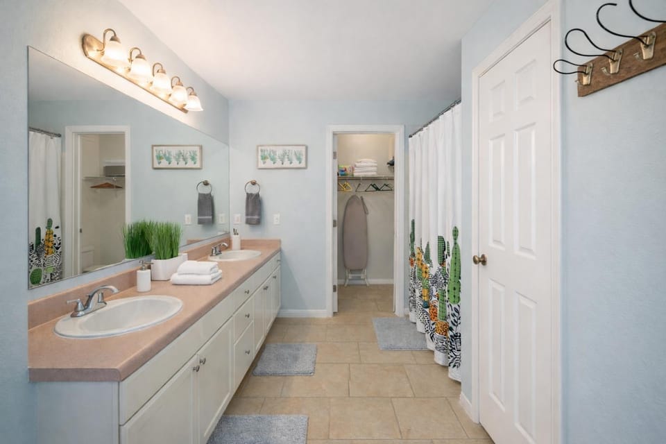 Shower, Bathroom