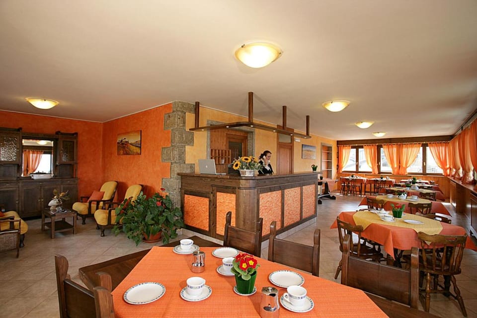 Max Meublè Hotel in Province of Brescia