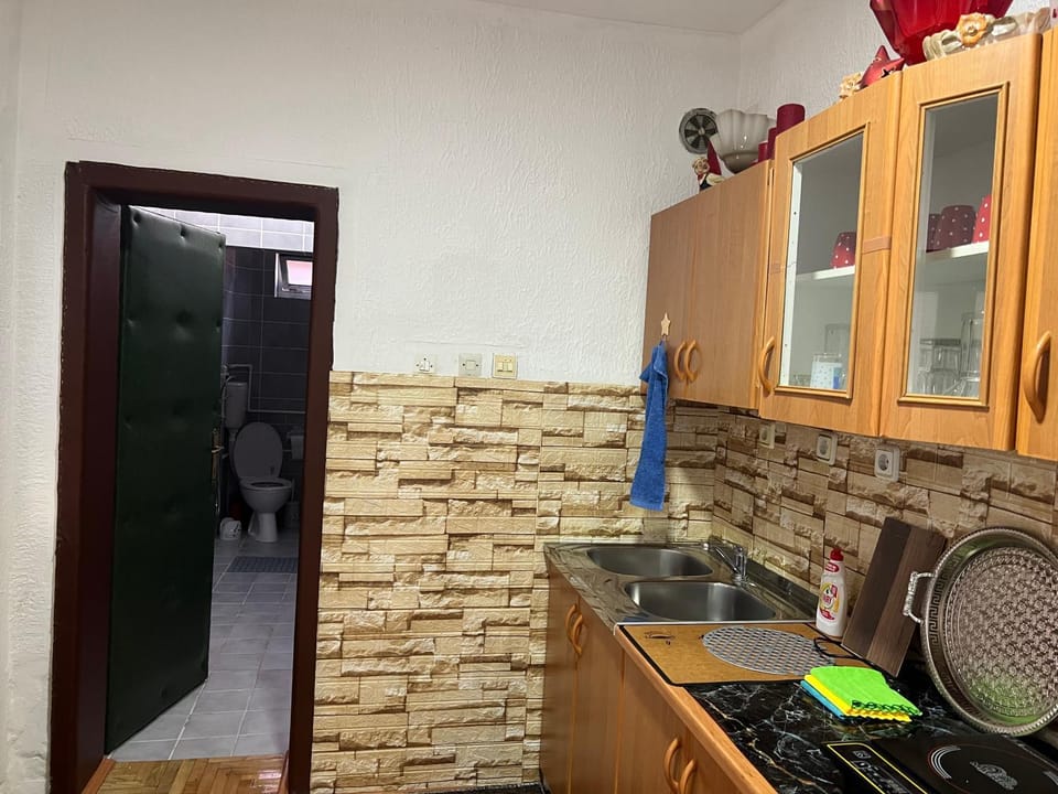 Amos 1 Country House in Serbia