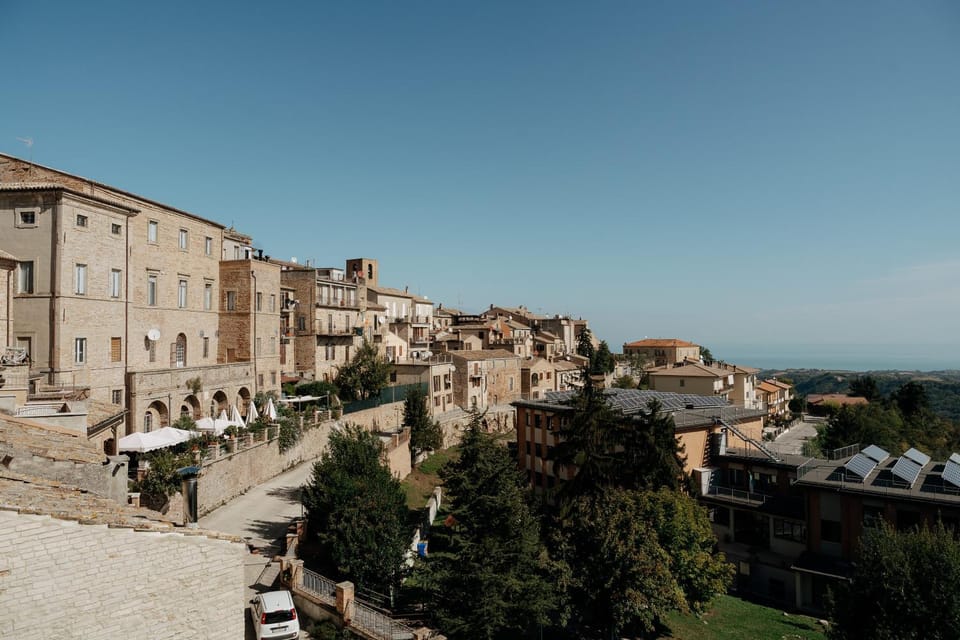 Balcony/Terrace, City view, Lake view