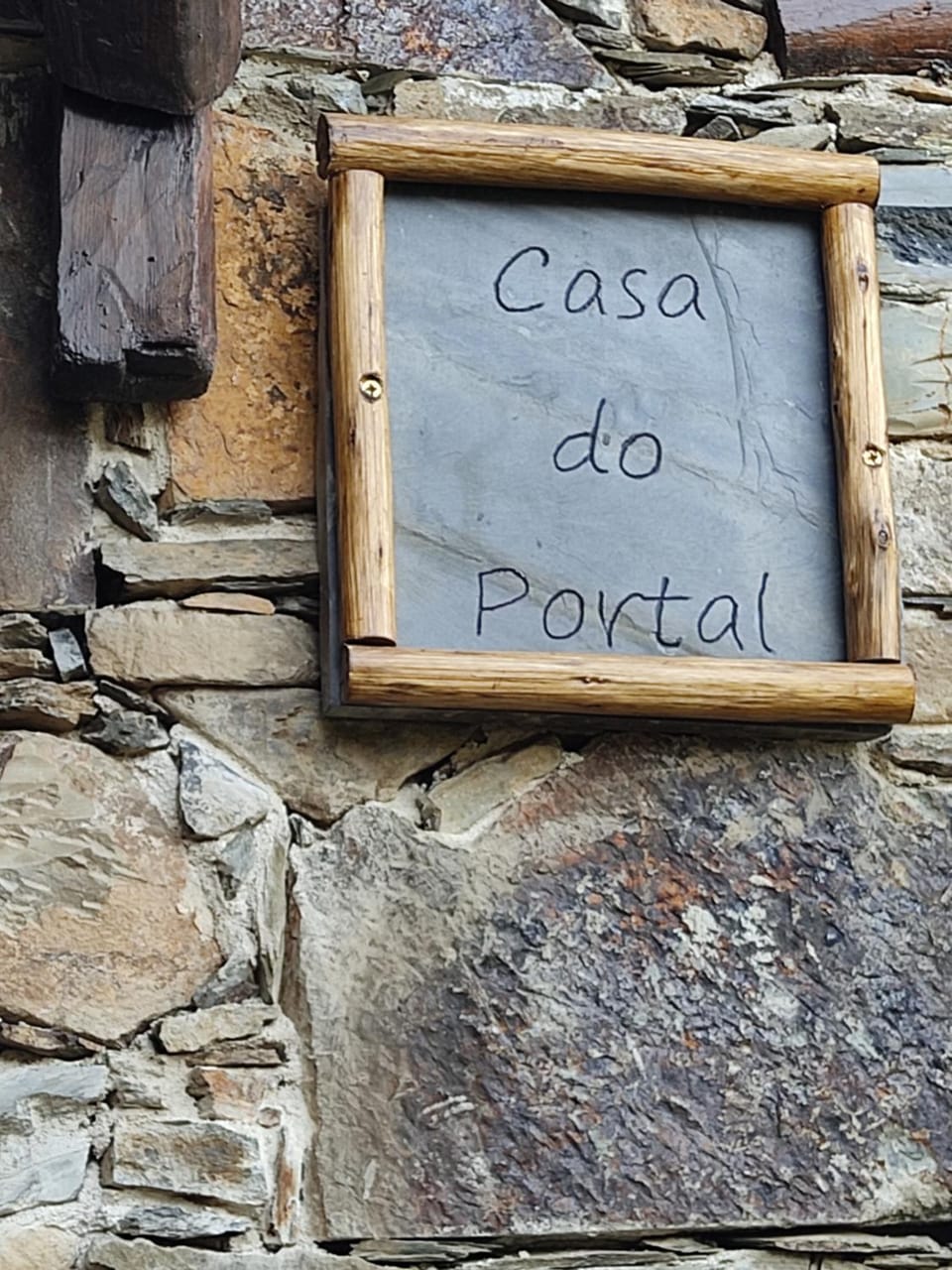 Montanhas do Xisto - Casa do Portal House in Coimbra District, Portugal