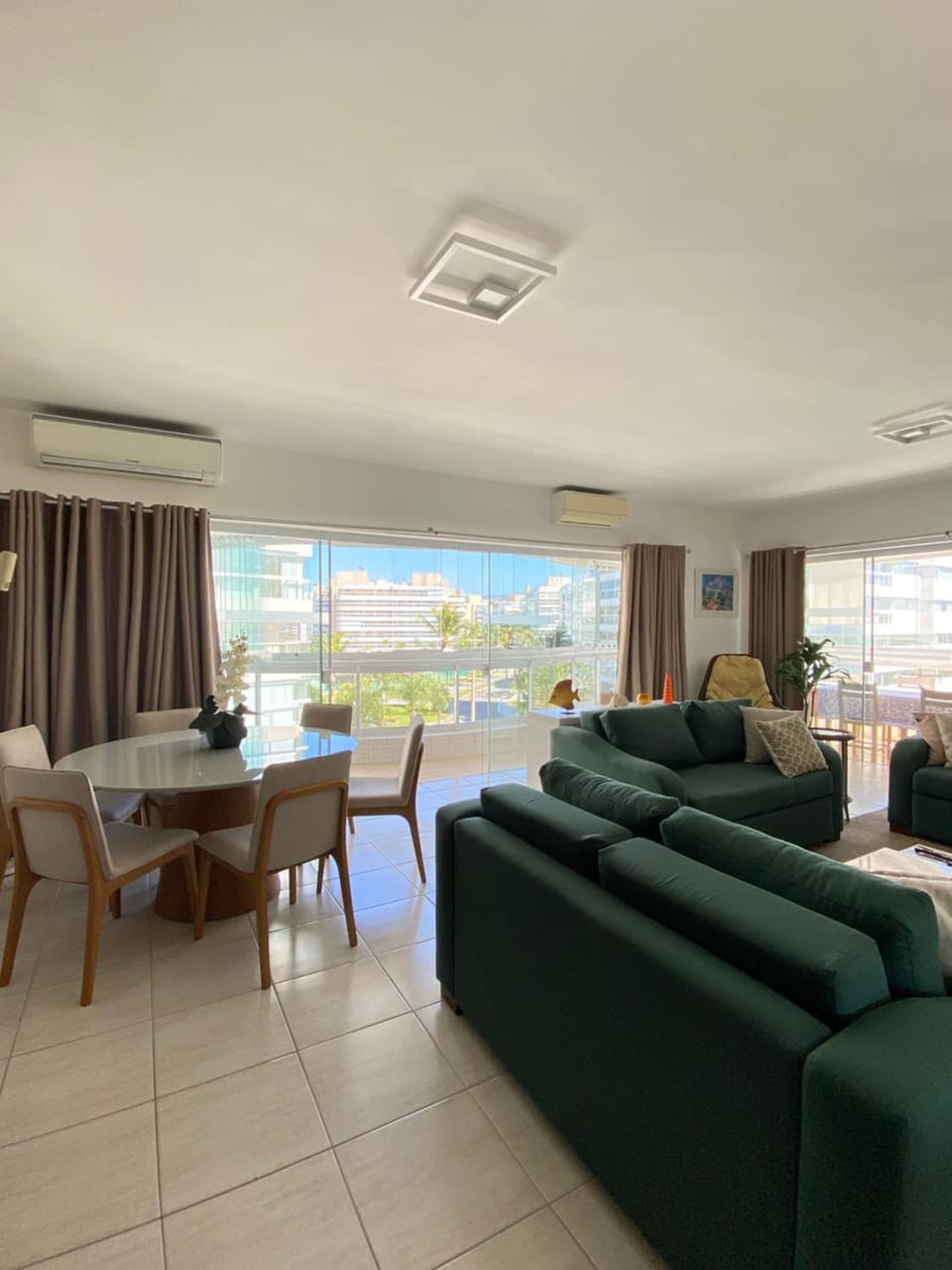 Living room, Dining area