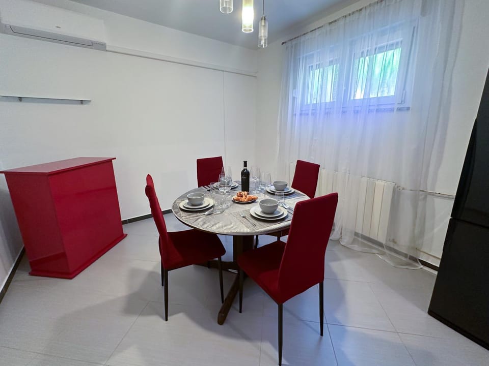 Elegant apartman Grey Apartment in Pula